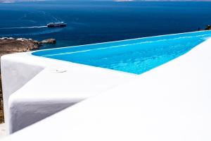 Blue Serenity Villa Myconos Greece