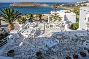 Porto Raphael Residences & Suites Tinos Greece