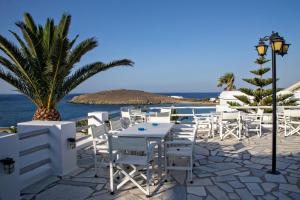 Porto Raphael Residences & Suites Tinos Greece