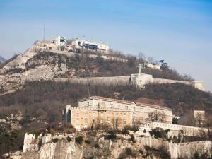 Hotels ibis Styles Grenoble Centre Gare : photos des chambres