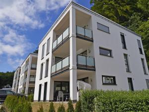 Haus Jasmund in Sellin - WG01 im EG mit Kamin und Terrasse