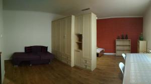 Penguin Rooms 6110 in Opole