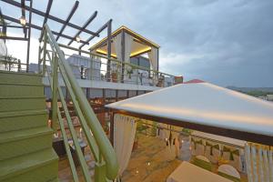 Hotel JP International