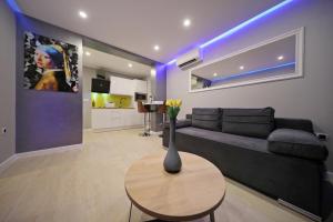 City Marine Luxury Apartments 