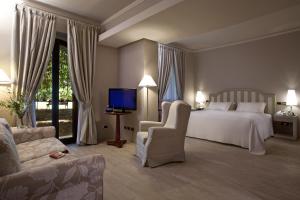 Family Room room in Grand Hotel Baia Verde