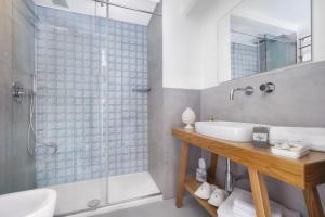 Standard Apartment - Split Level