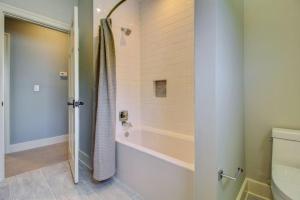 Five-Bedroom Holiday Home room in 88 Grand Pavilion