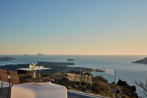 Katikies Chromata Santorini - The Leading Hotels of the World Santorini Greece