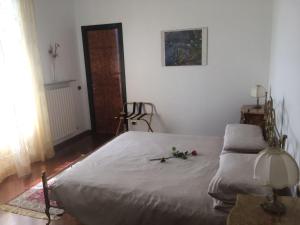 King Room with Balcony and Private Internal Bathroom