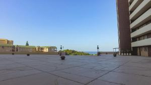 South Coast Beachfront Holiday Apartment