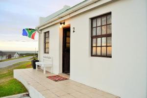 Agulhas Heights self-catering cottages BEST OCEAN VIEWS