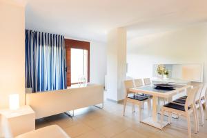 Apartment room in Apartamentos Tossa Dreams