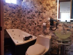 Hotel California Calca