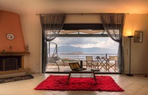 Seaview Amoni villa