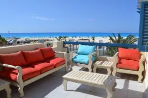 La Stanza Chalet - Dawwār ‘Abd al ‘Aţī Abū ‘Ajūz