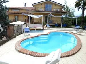 Bed and Breakfast Villa Algi - Nereto