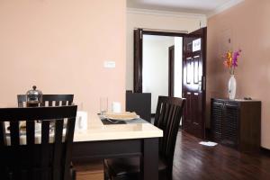Retreat Serviced Apartment