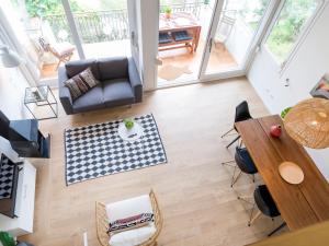 La vie en rouge SA RIERA duplex, private parking