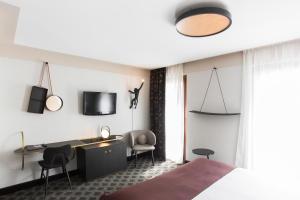 Hotels Hotel Cannes Centre Univers : photos des chambres