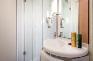 Hotels ibis Tours Centre Gare : photos des chambres