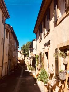 Appartements Nuits etoilees Lourmarin : photos des chambres