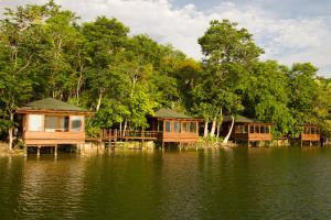 Laguna Quexil, Desarrollo de Tayasal Flores, Petén, Guatemala.