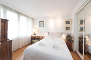 Veeve - Apartment near Pont de Grenelle