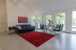 Vis-Ahr-Vis City - 辛齐希