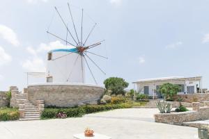 Windmill Bella Vista Sifnos Greece