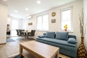 Napfény Apartman - 肖普朗巴尔夫