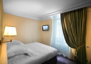 Hotels Hotel Princesse Flore : photos des chambres