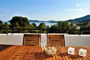 Kavala's Pearl - 帕雷恩特西菲基昂