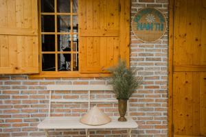 Nam Thi Holiday Home