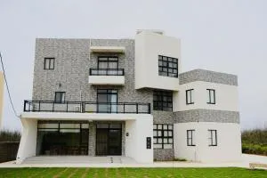 Destination Inn - T'ieh-hsien-Wei