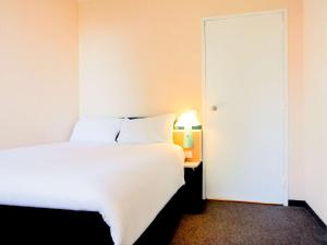 Hotels ibis Lyon Est Bron : Chambre Standard avec Un Lit Double - Occupation simple - Non remboursable
