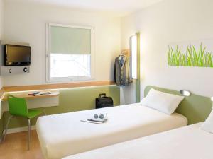 Hotels Hotel ibis Budget Laval : photos des chambres
