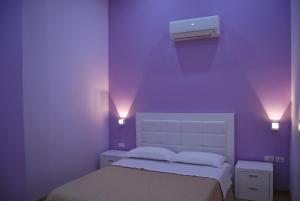 Hotel & Restaurant White City