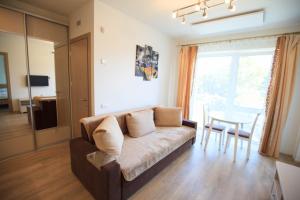 Holiday at the Windmil