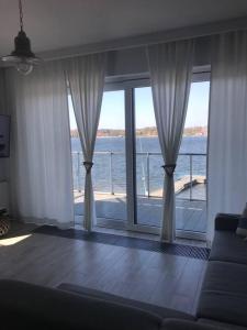 Apartament z widokiem na jezioro