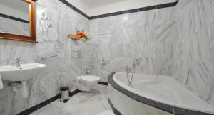 Brioni Suites
