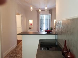 Vintage Vieux-Port Apartment