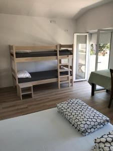Novalja Inn 2