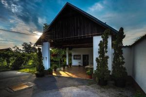 Anamarija Apartments