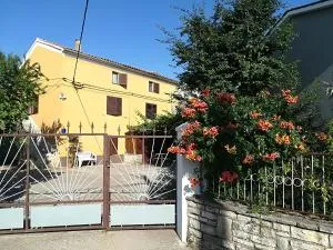 Apartment Milka - Smoljanci