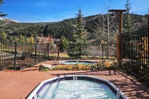 Three-Bedroom Apartment room in 2640 Tenderfoot Lodge Condo