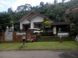 Villa Triniti Blok i-35 - Padasul