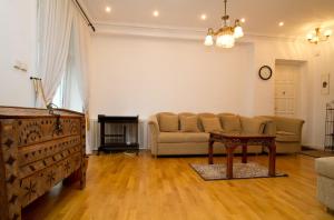 Апартаменты на Бориса Гринченка