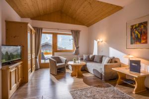 One-Bedroom Apartment room in Apart Garni Montana
