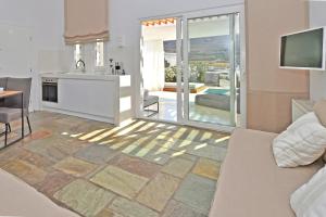 Tinos Blend Suites Tinos Greece