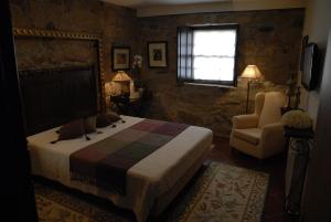 Deluxe Double Room with Shower room in Casa do Meio do Povo